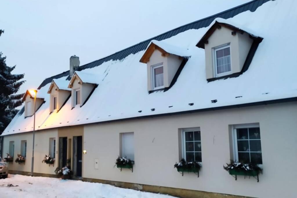 Apartman Ateliér Vary Karlovy Vary Kültér fotó