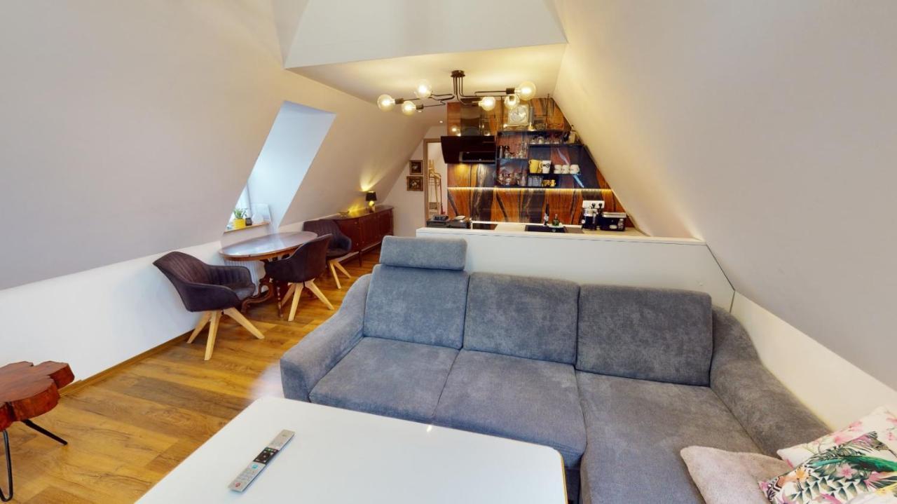 Apartman Ateliér Vary Karlovy Vary Kültér fotó